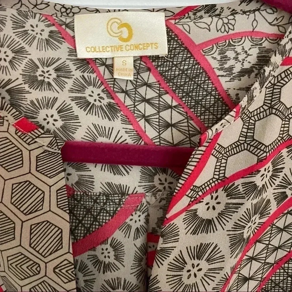 Collective Concepts Sleeveless Blouse - Picture 4 of 4